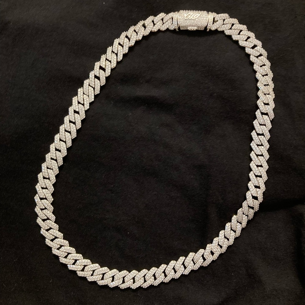 Diamond Prong Link Chain Necklace in White Gold - 12mm (20”)